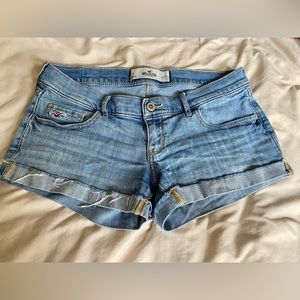 Hollister Denim Low Rise Short Shorts